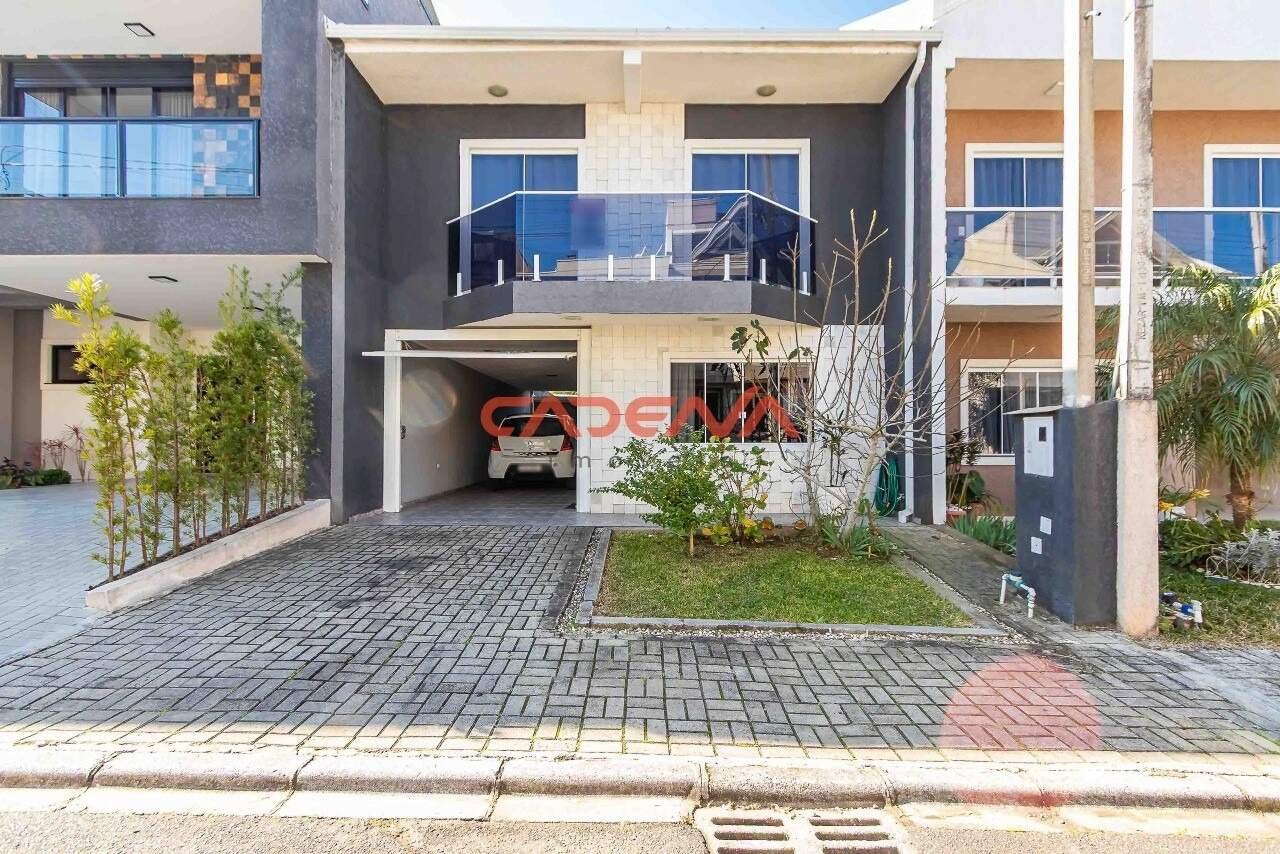 Casa em condomínio fechado à venda no Pinheirinho: