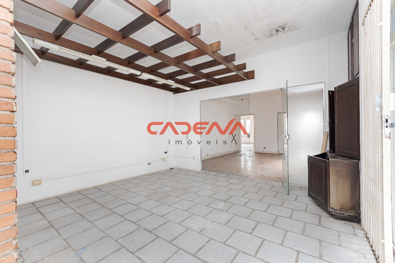 Casa à venda no Mercês: 