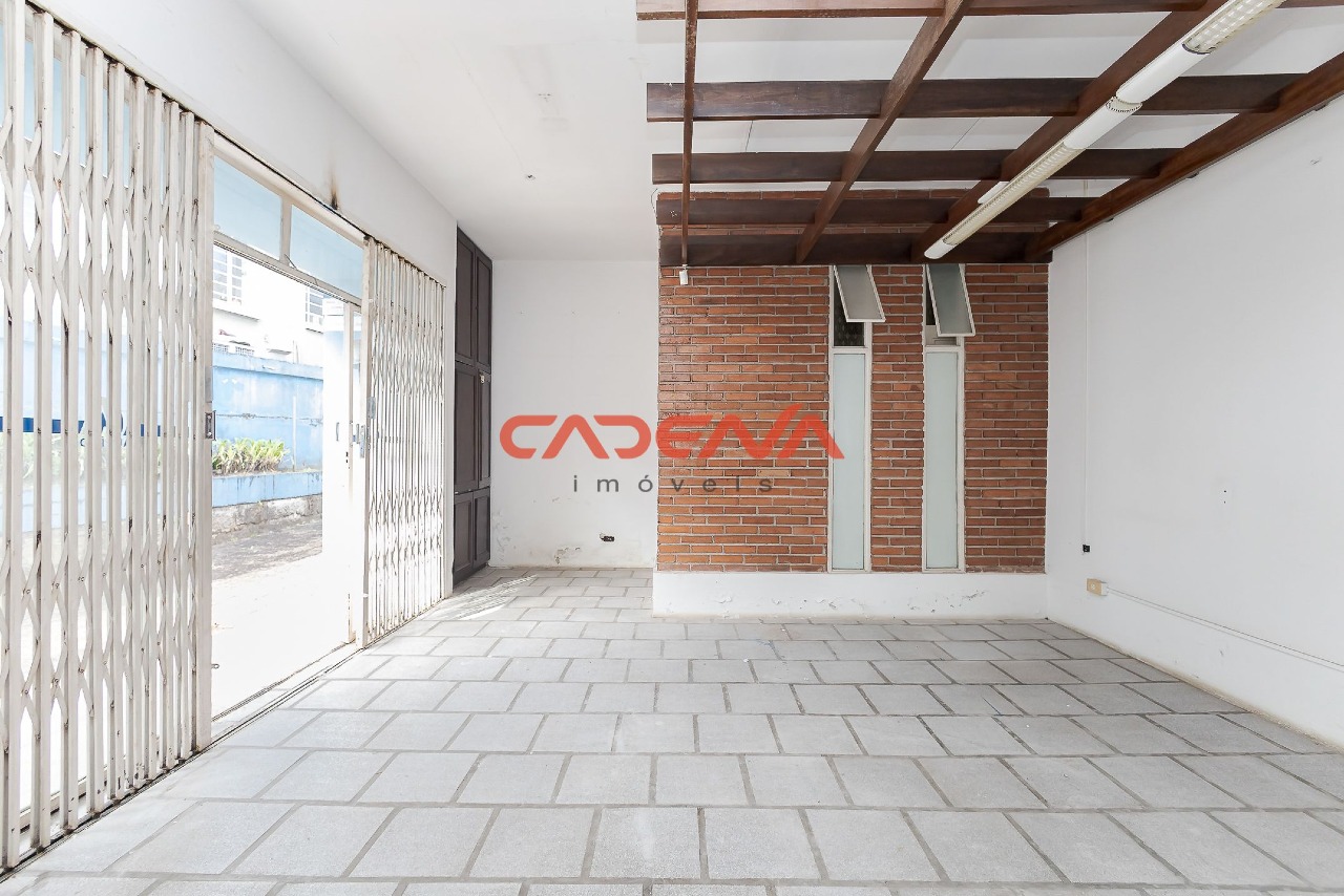 Casa à venda no Mercês: 