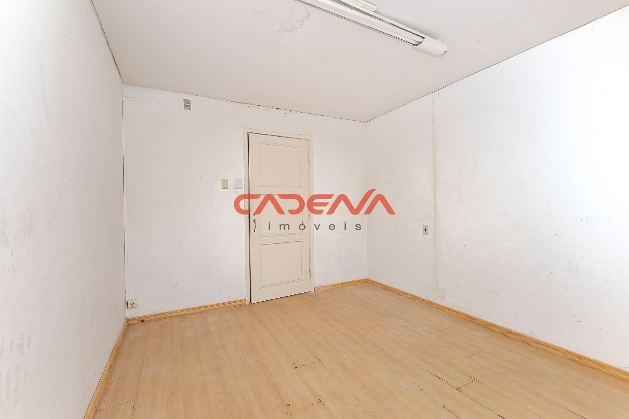 Casa à venda no Mercês: 