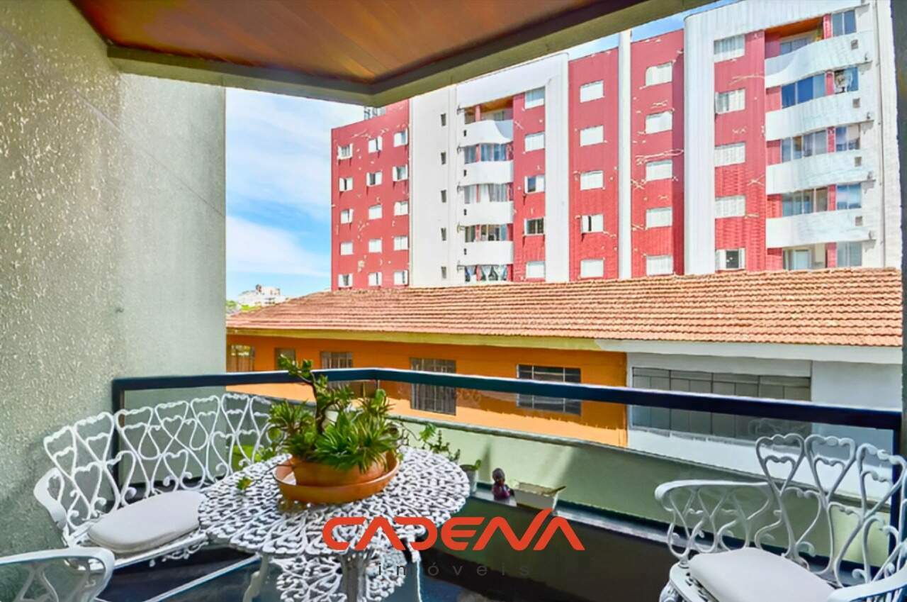 Apartamento à venda no Batel: 