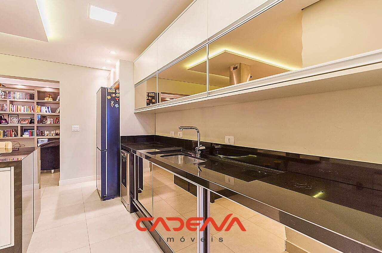 Apartamento à venda no Alto da Glória: 