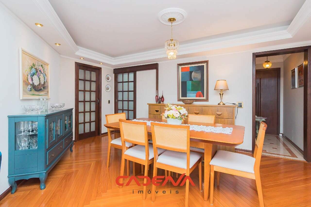 Apartamento à venda no Bacacheri: 