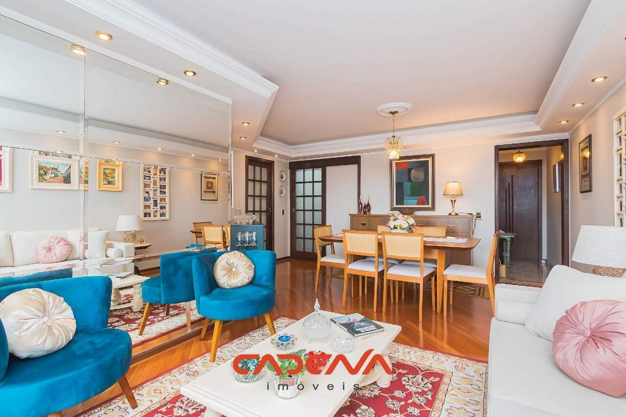 Apartamento à venda no Bacacheri: 