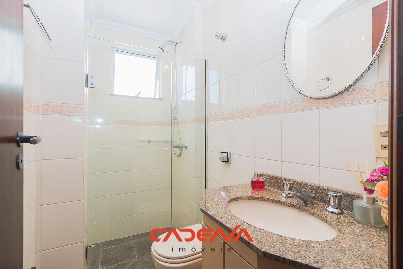 Apartamento à venda no Bacacheri: 