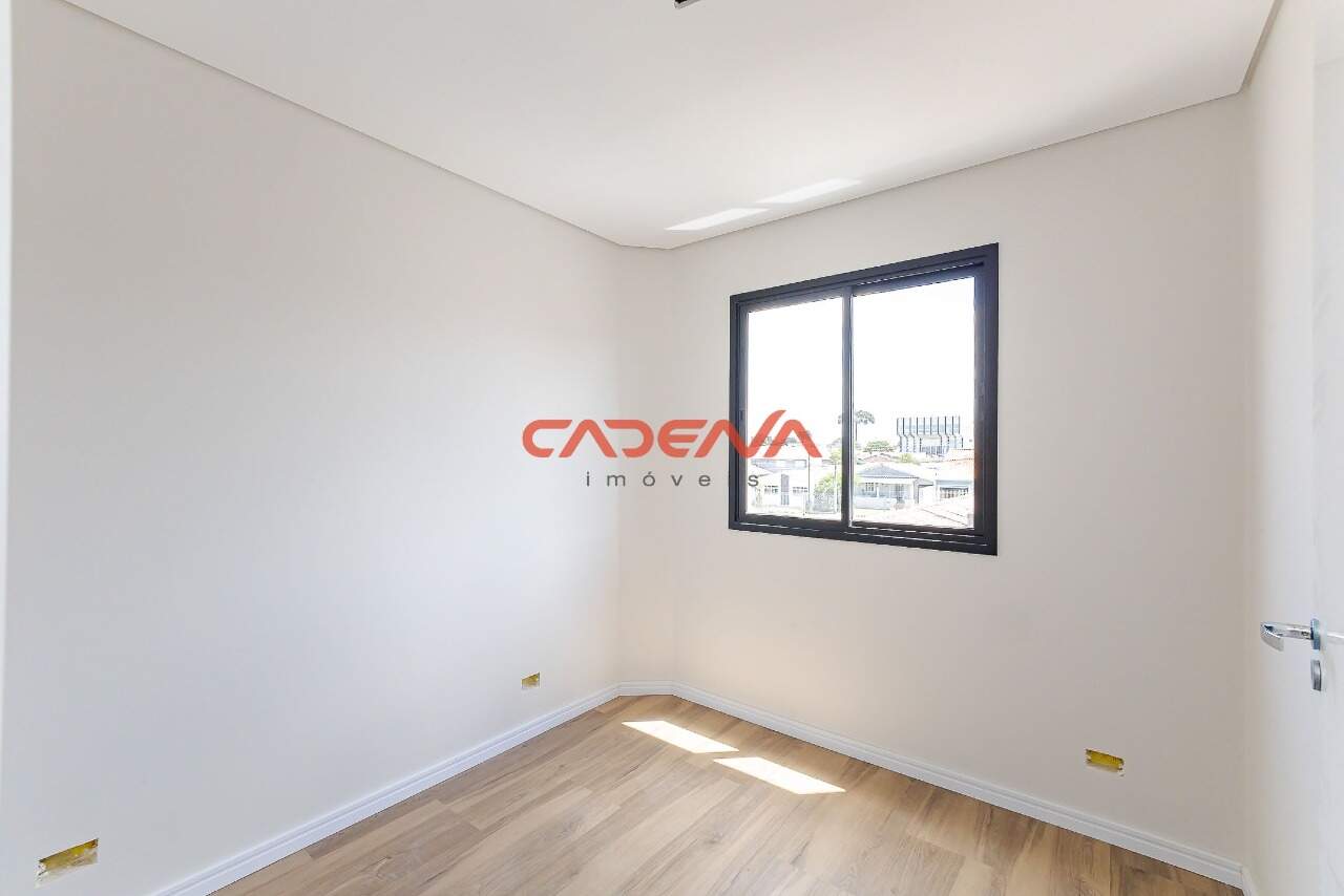 Sobrado à venda no Sitio Cercado: 