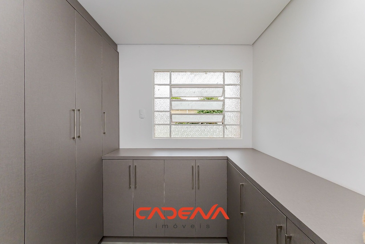 Casa à venda no Mercês: 