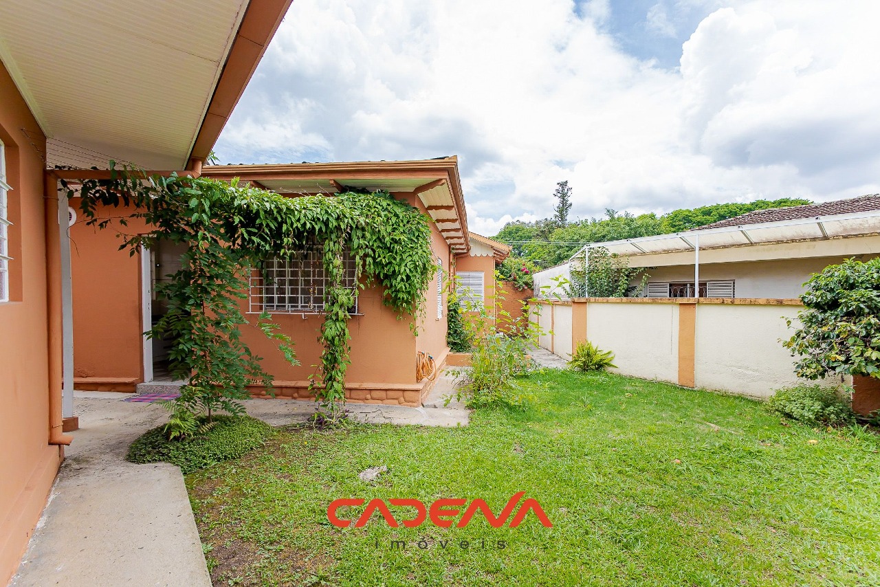 Casa à venda no Mercês: 