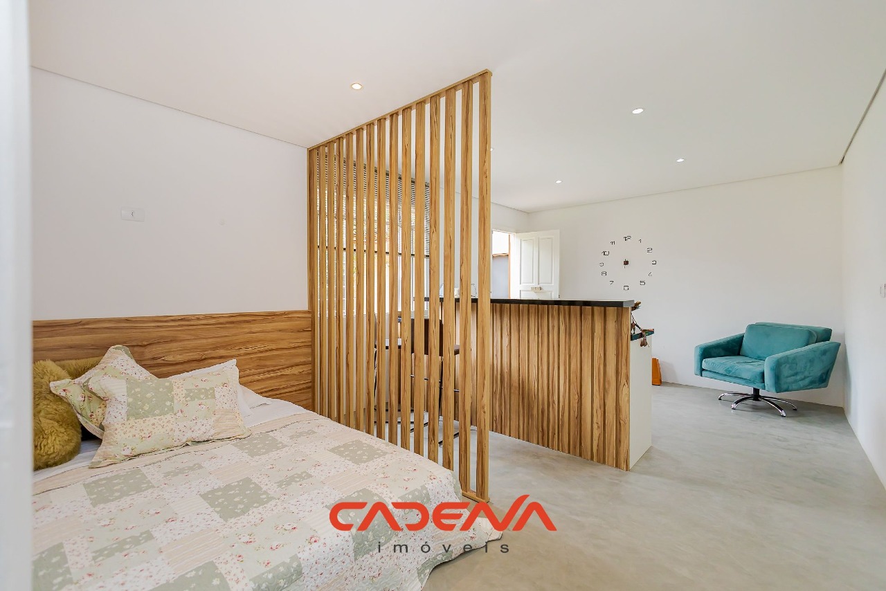 Casa à venda no Mercês: 