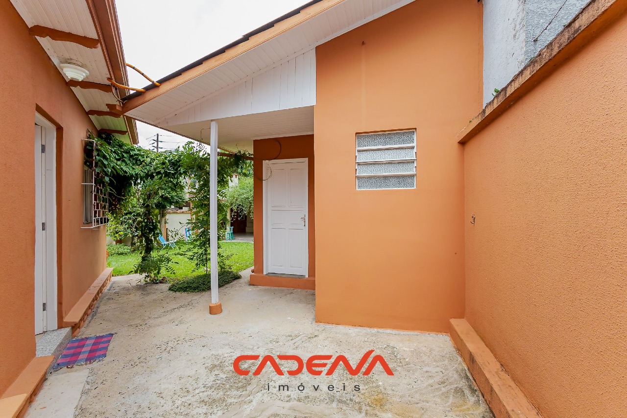 Casa à venda no Mercês: 