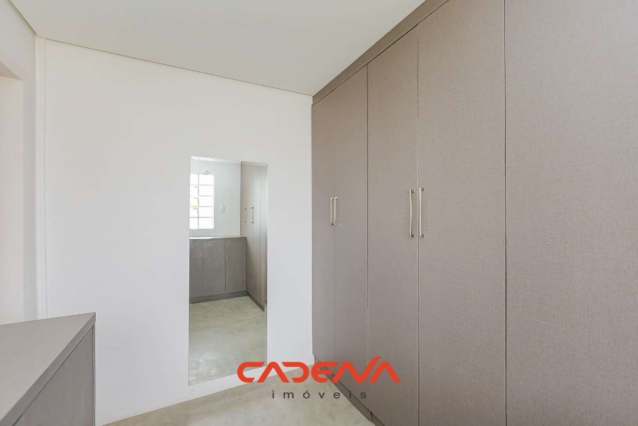 Casa à venda no Mercês: 