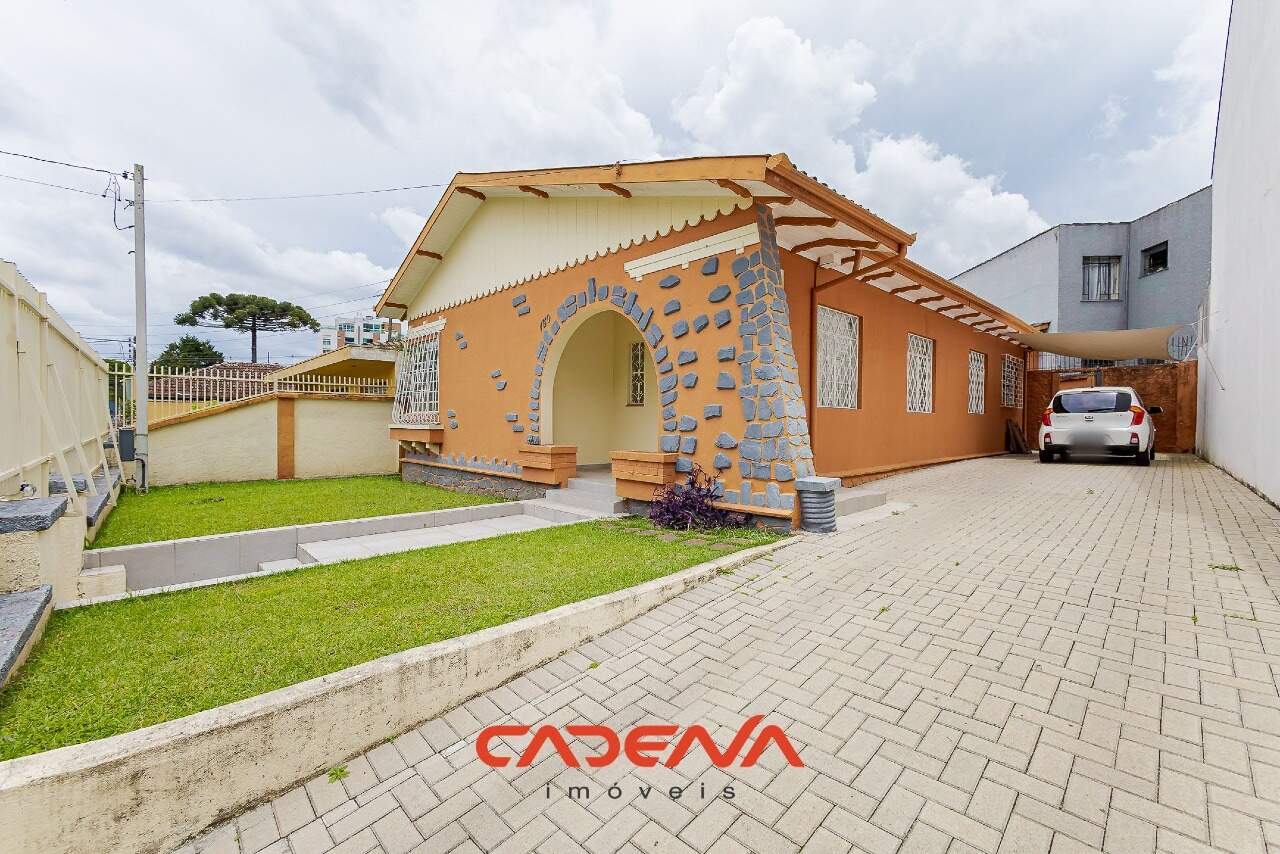 Casa à venda no Mercês: 