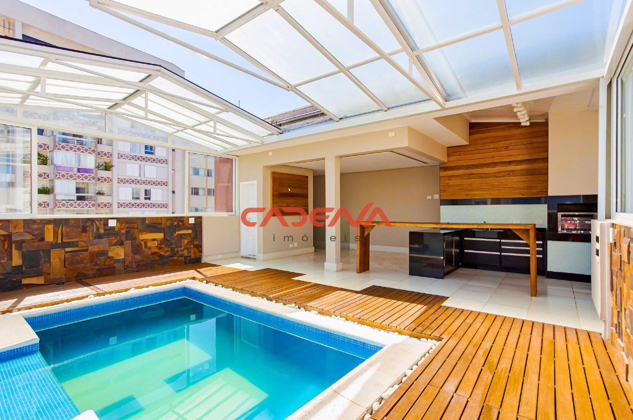 Cobertura à venda no Batel: 