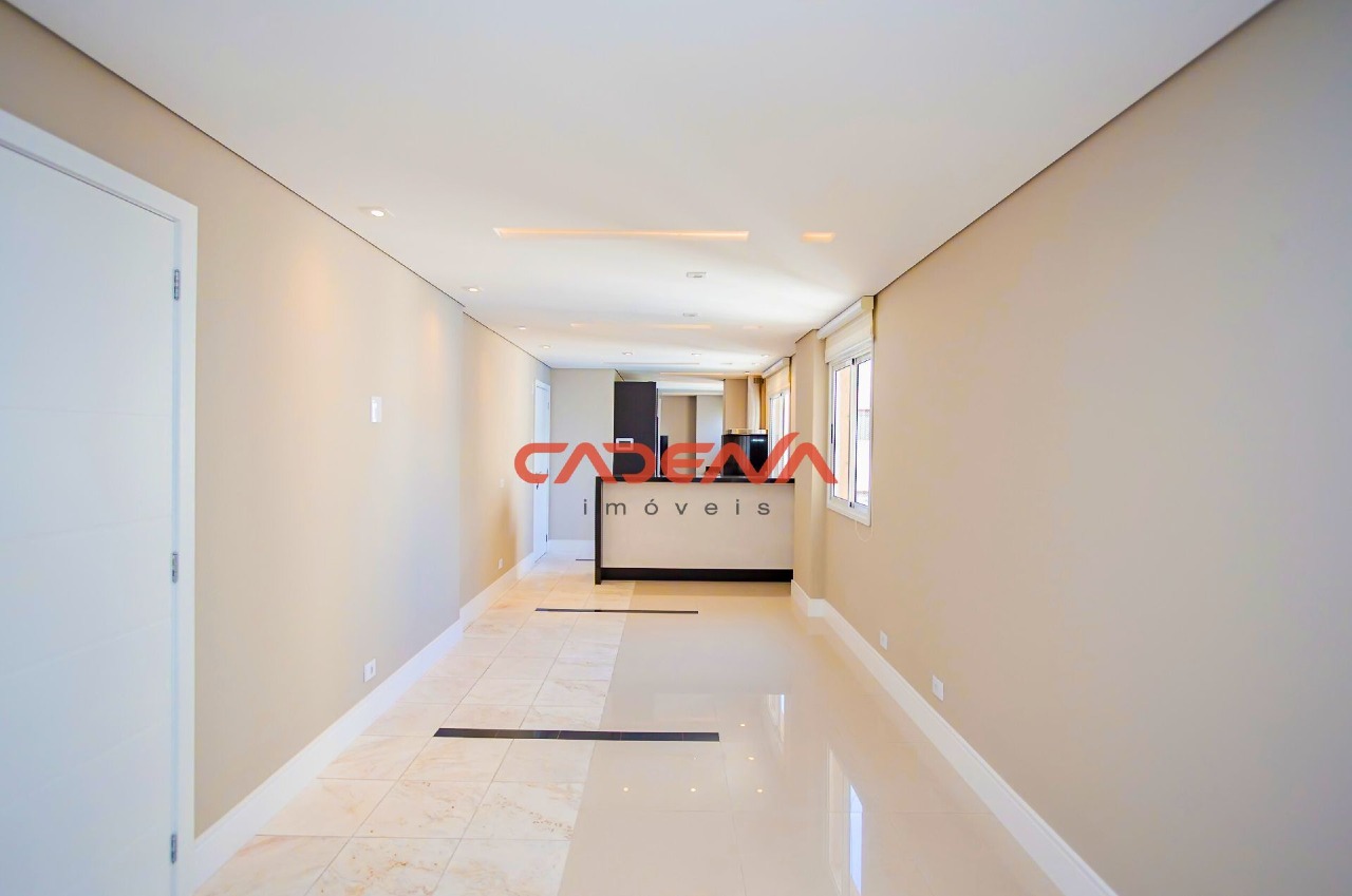 Cobertura à venda no Batel: 