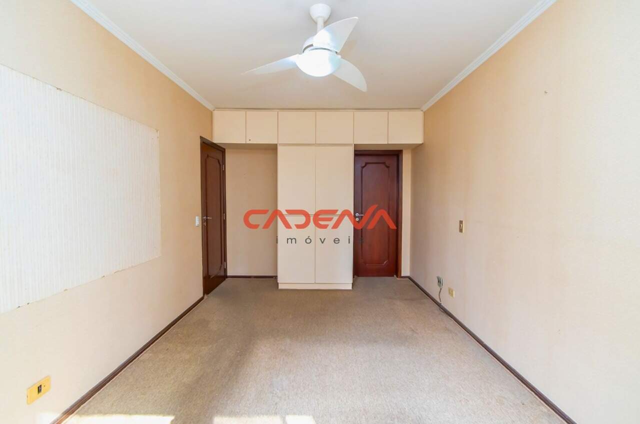 Apartamento à venda no Batel: 