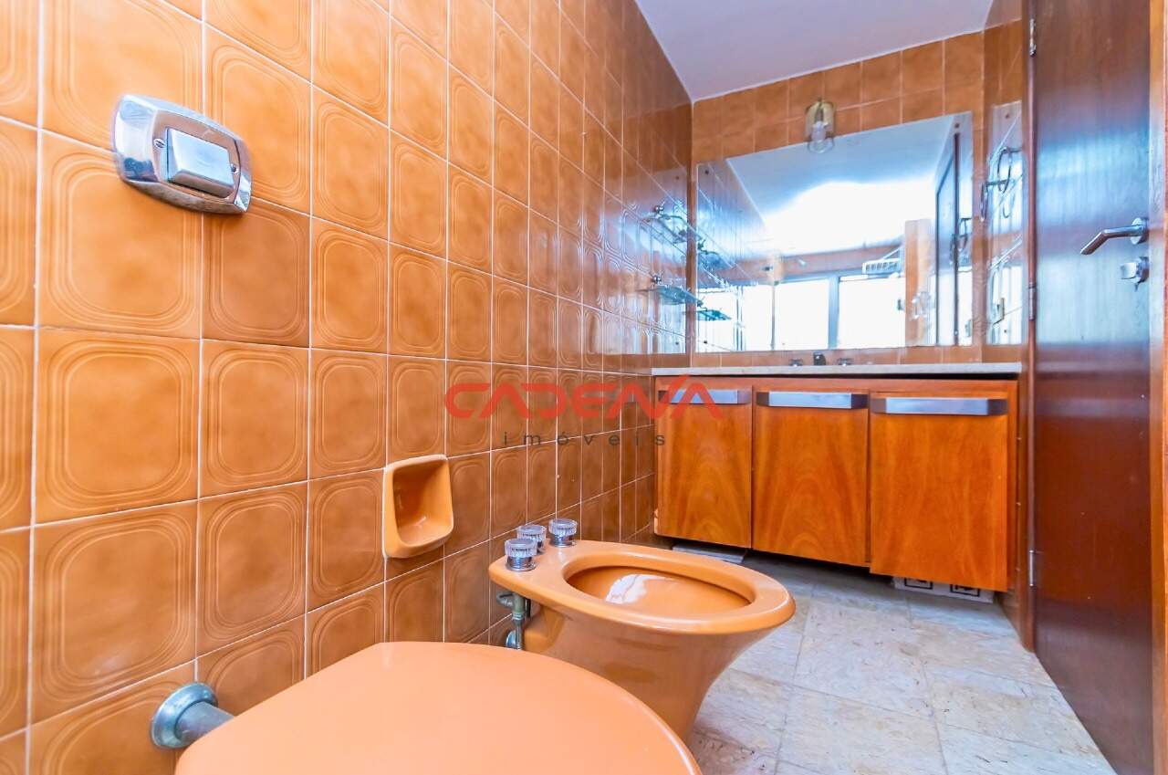 Apartamento à venda no Batel: 