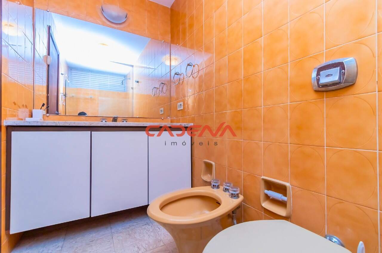 Apartamento à venda no Batel: 