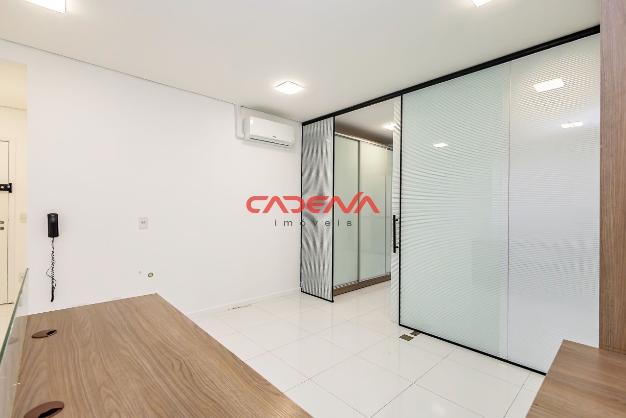 Sala para aluguel no Centro: 