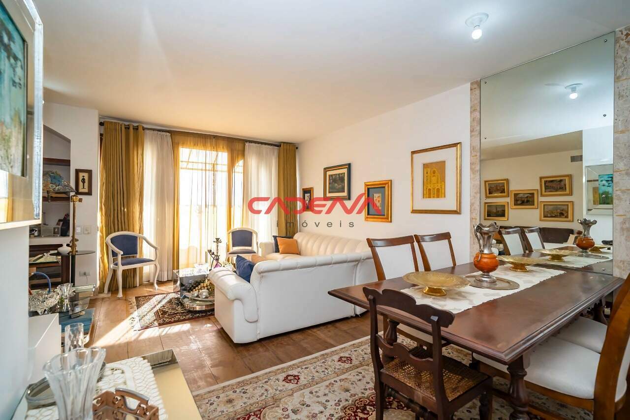 Cobertura à venda no Centro Cívico: 