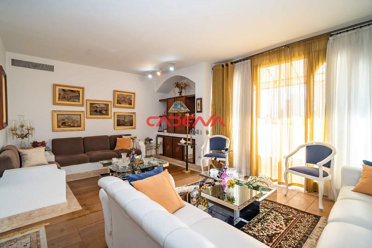 Cobertura à venda no Centro Cívico: 