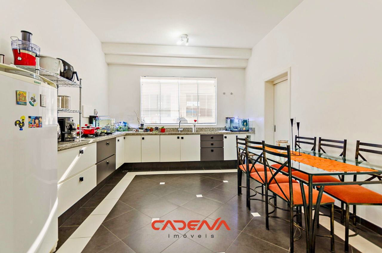 Casa à venda no Santa Felicidade: 