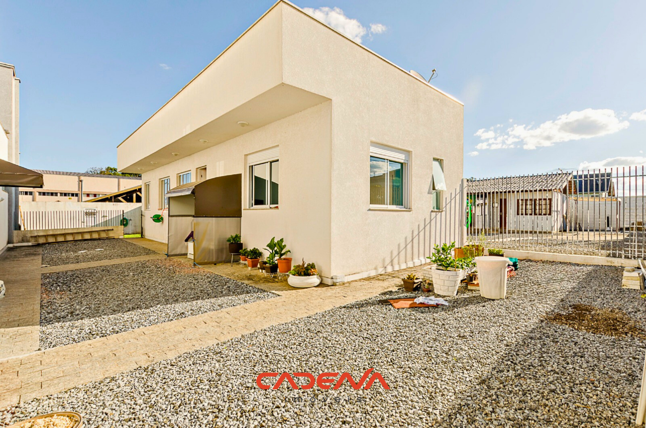 Casa à venda no Santa Felicidade: 
