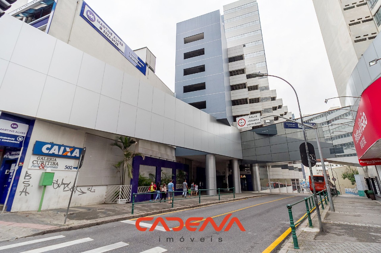 Sala à venda no Centro: 