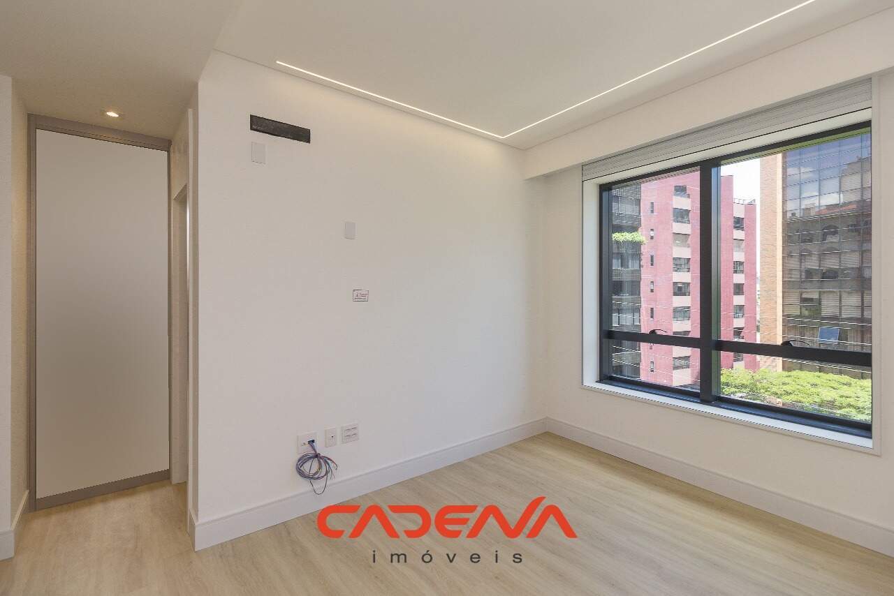 Apartamento à venda no Cabral: 