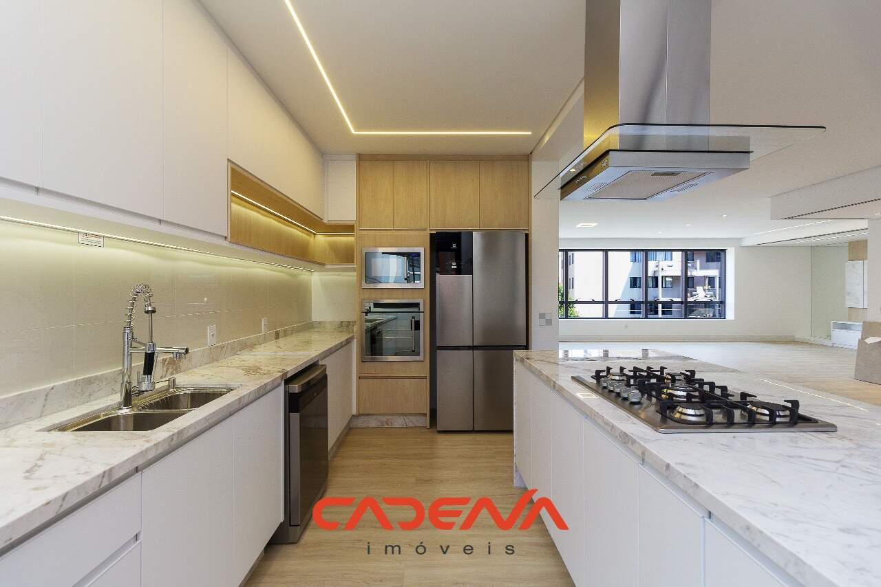 Apartamento à venda no Cabral: 