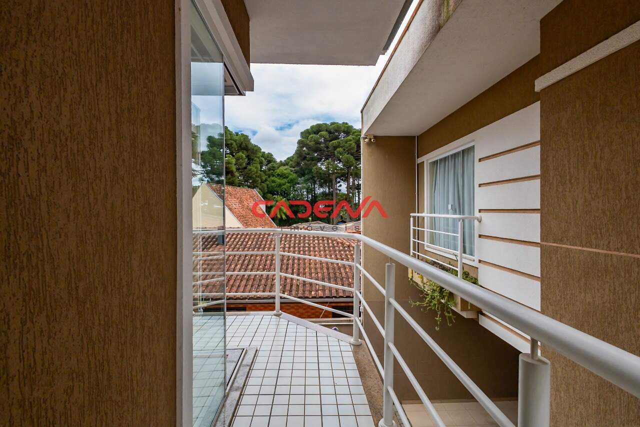 Sobrado à venda no Barreirinha: 