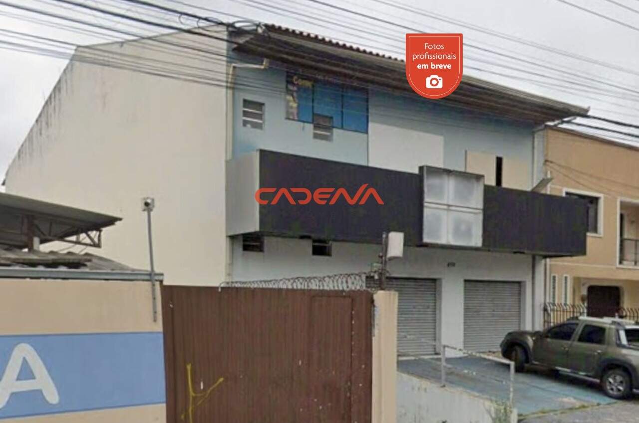 Casa comercial para aluguel no Xaxim: