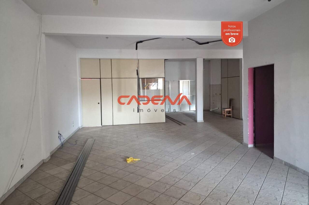 Casa comercial para aluguel no Xaxim: