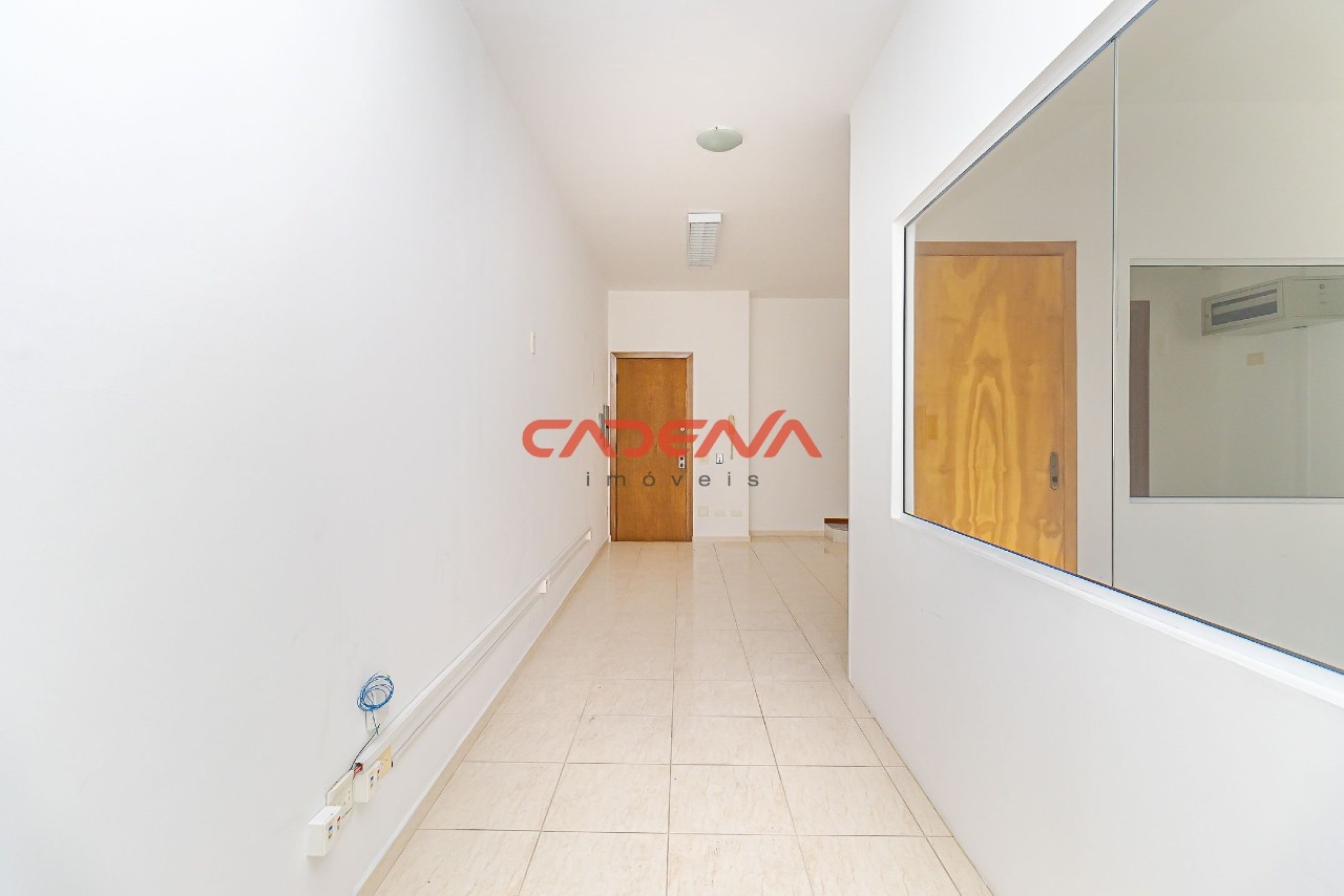 Sala à venda no Centro: 