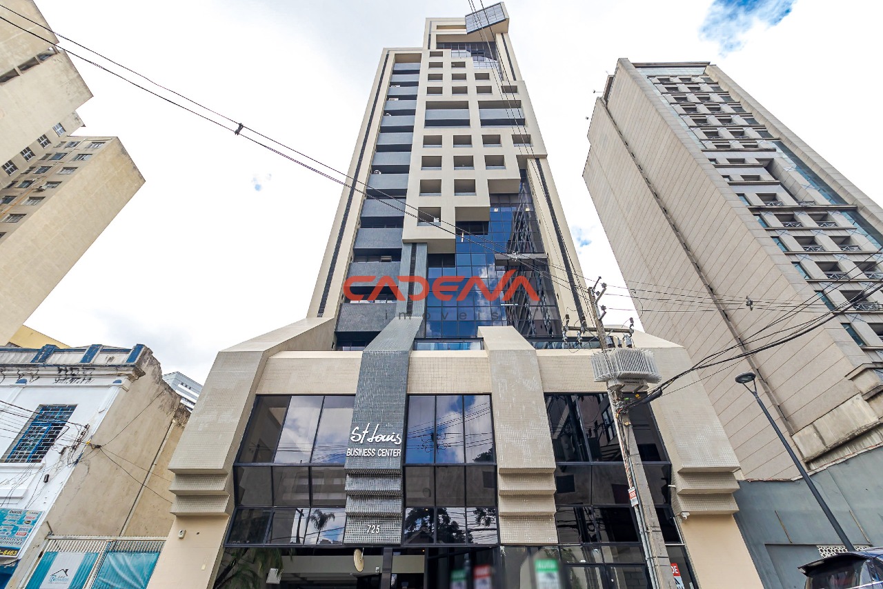 Sala à venda no Centro: 