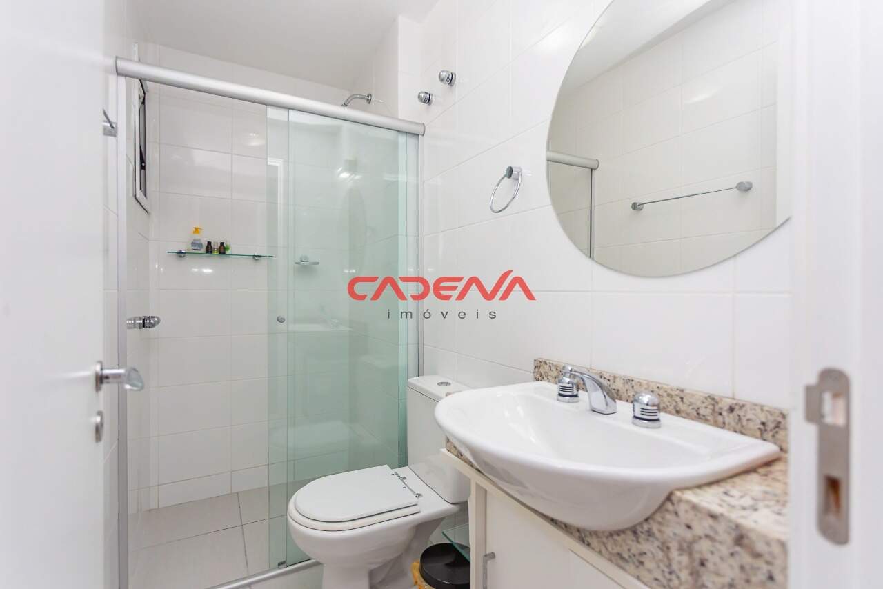 Apartamento à venda no Cabral: 