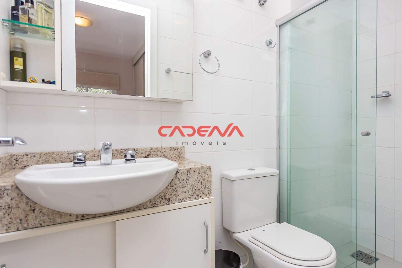 Apartamento à venda no Cabral: 