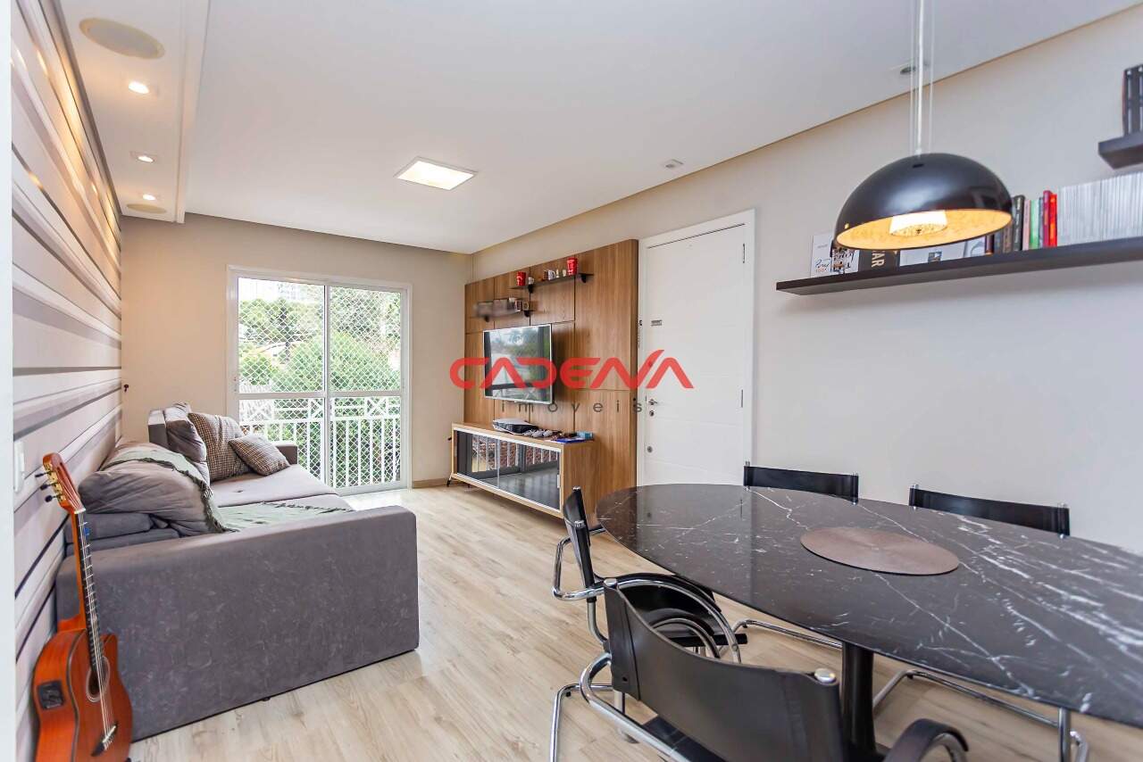 Apartamento à venda no Cabral: 
