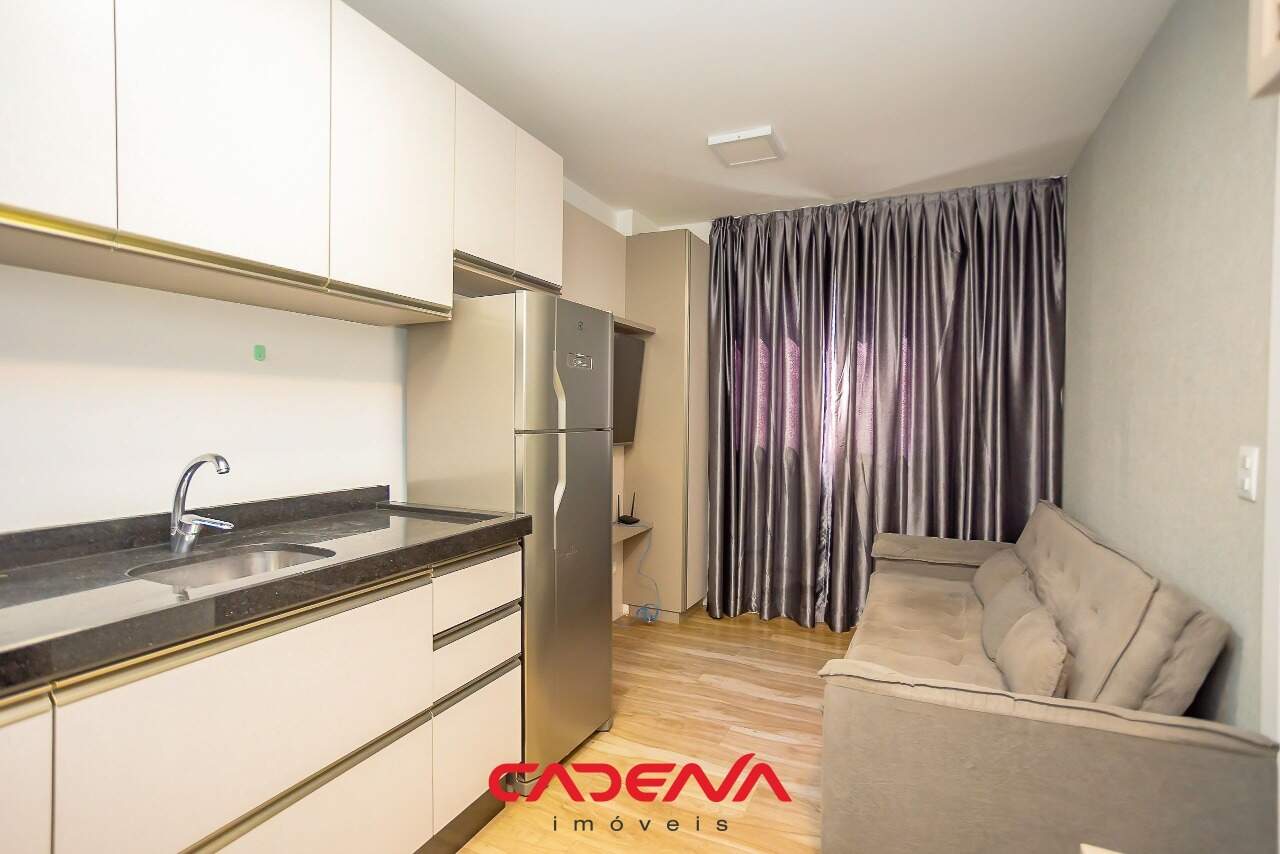 Apartamento à venda no Mercês: 