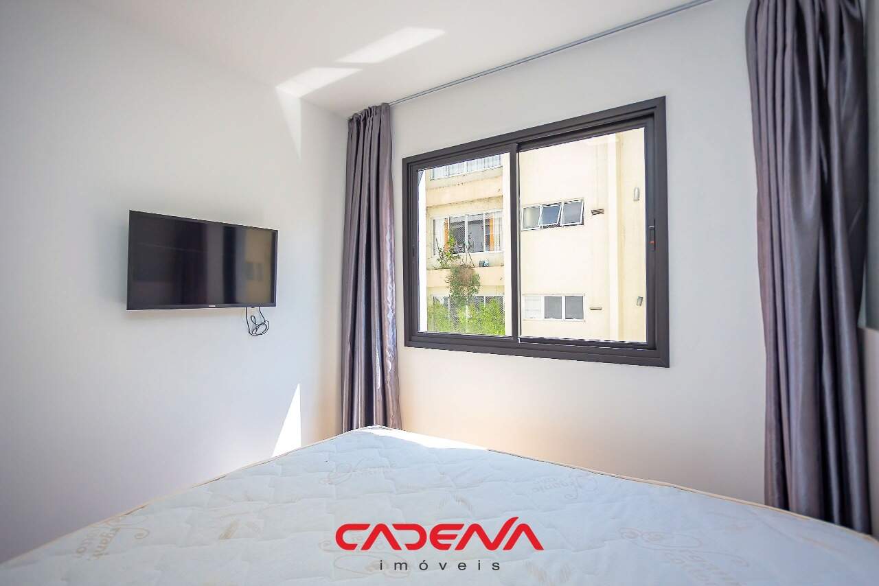 Apartamento à venda no Mercês: 