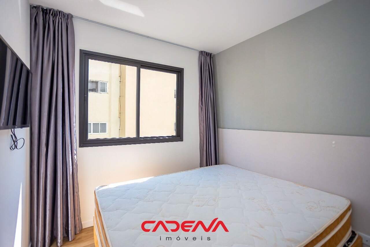 Apartamento à venda no Mercês: 