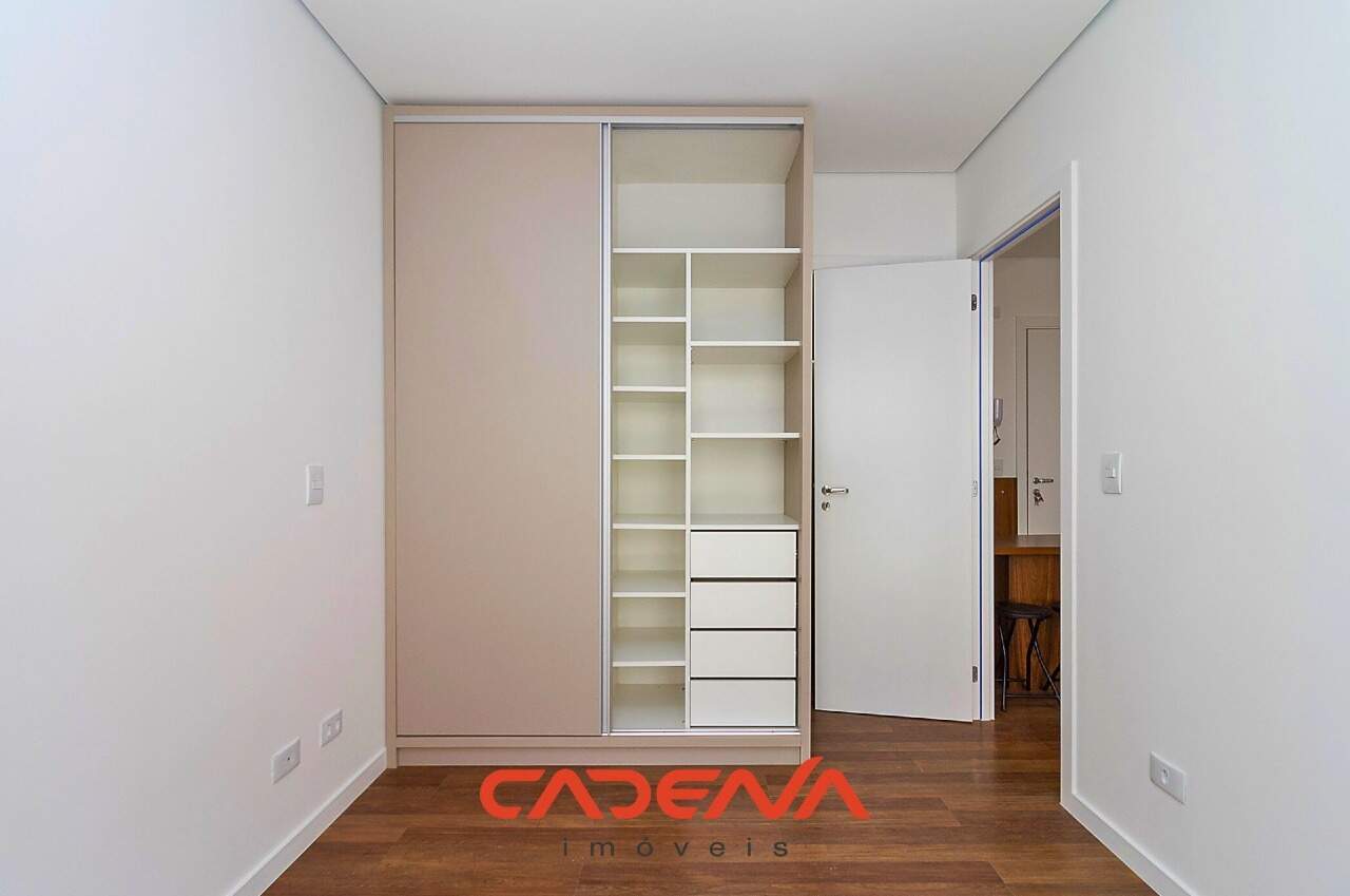 Apartamento à venda no Alto da Rua XV: 