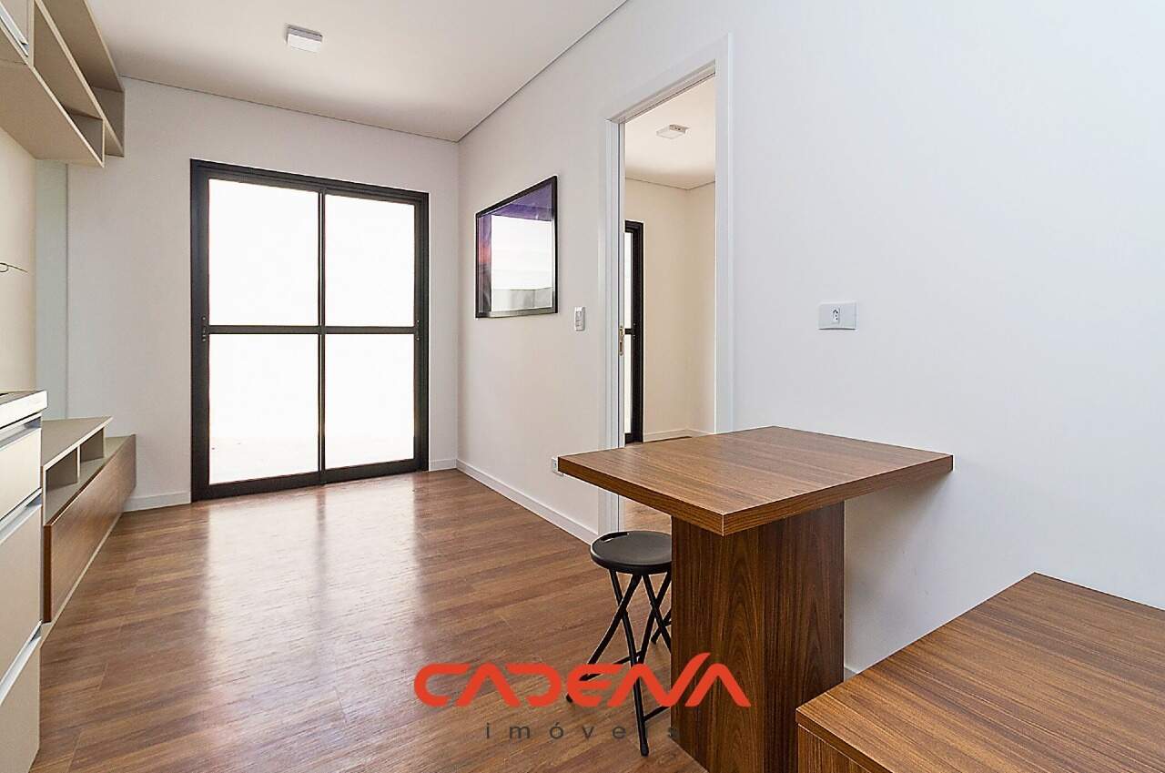 Apartamento à venda no Alto da Rua XV: 