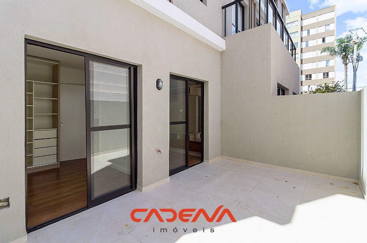 Apartamento à venda no Alto da Rua XV: 