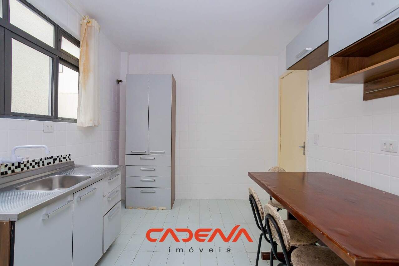 Apartamento à venda no Batel: 