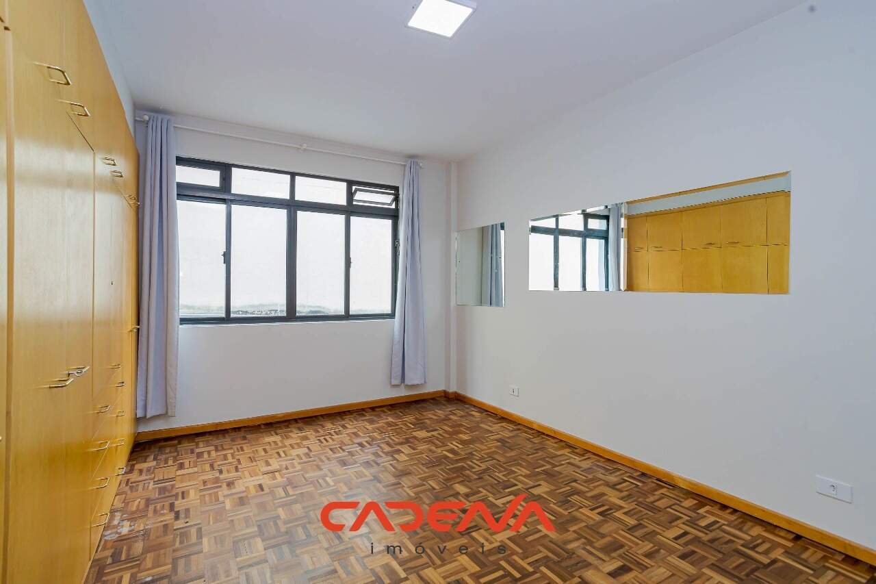 Apartamento à venda no Batel: 