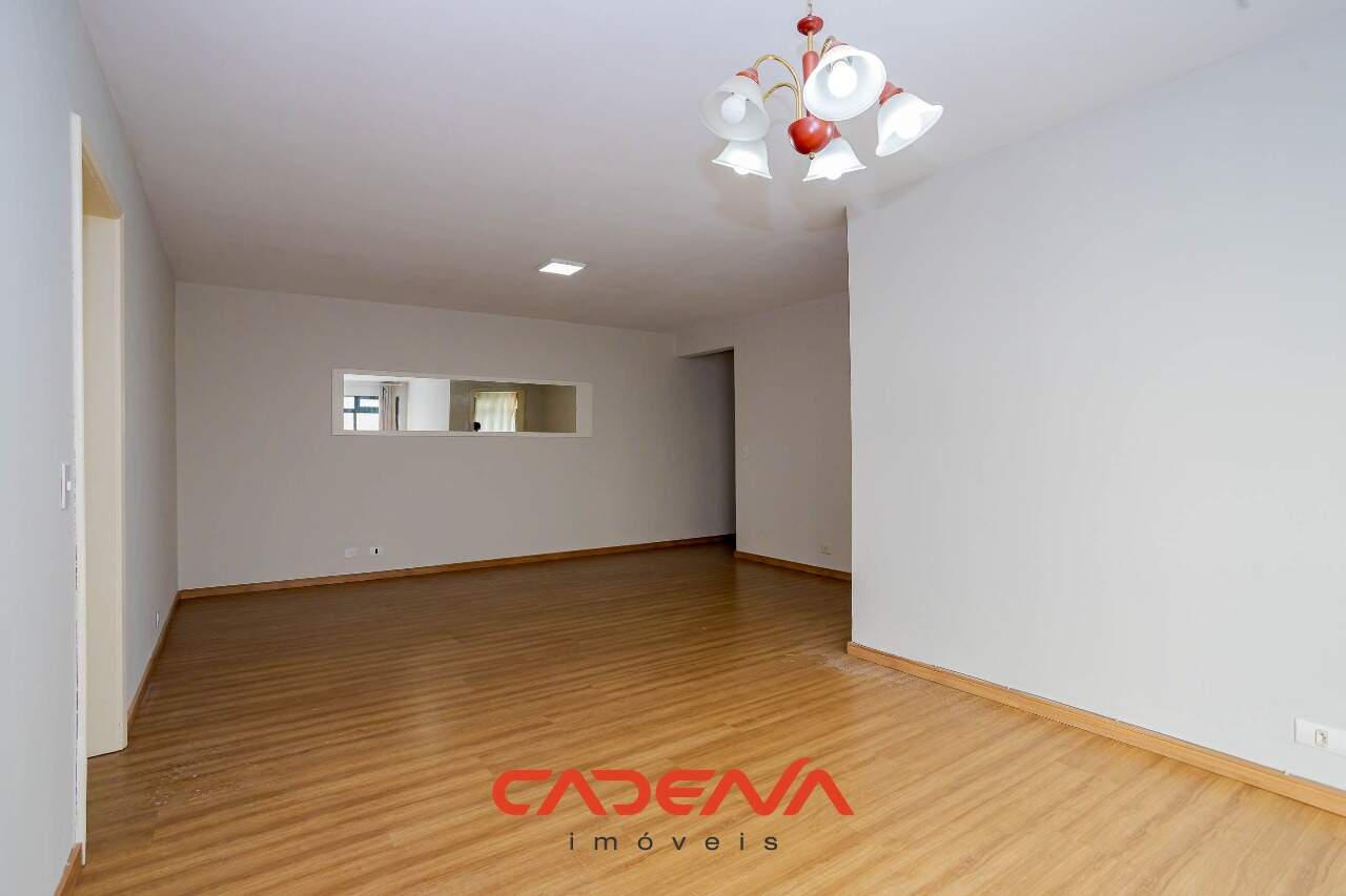Apartamento à venda no Batel: 