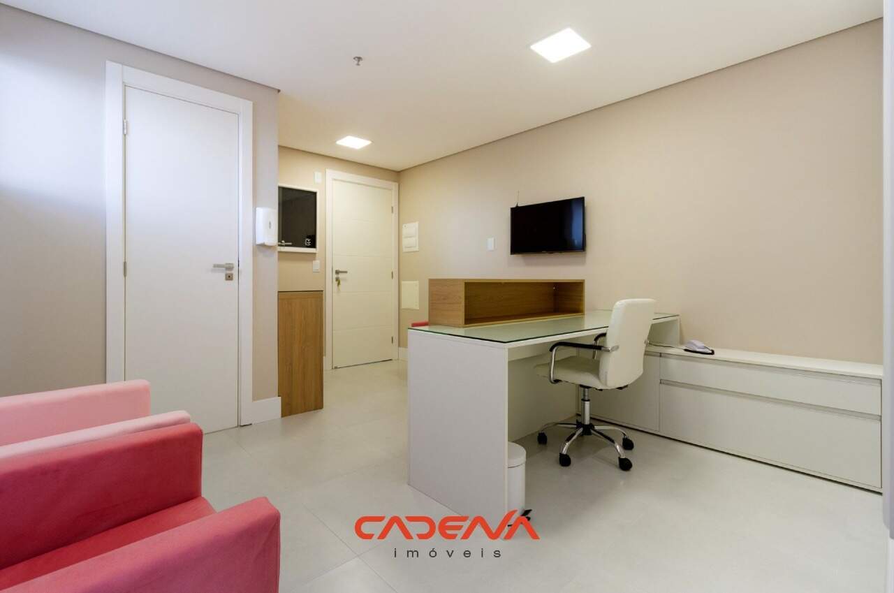 Sala para aluguel no Cristo Rei: 