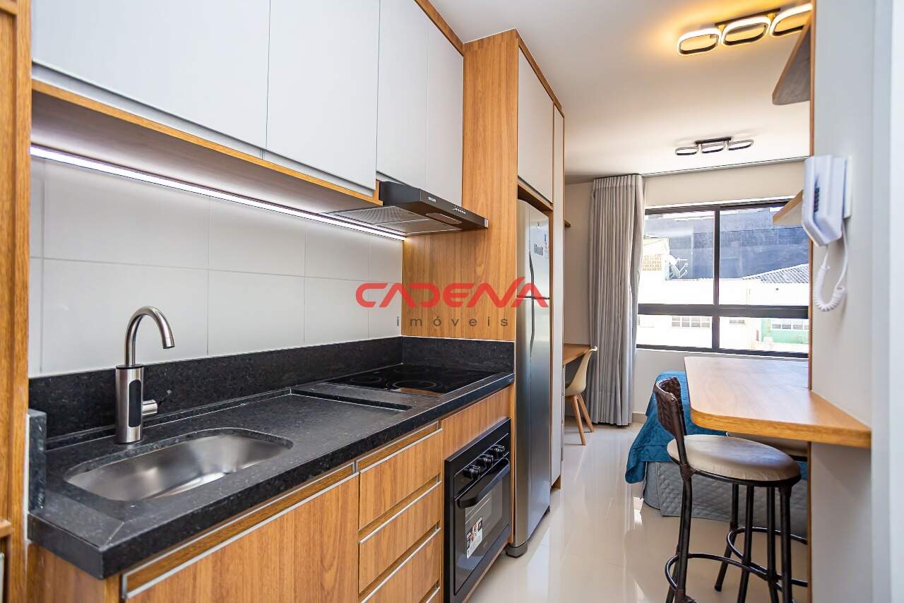 Studio para aluguel no Centro: 