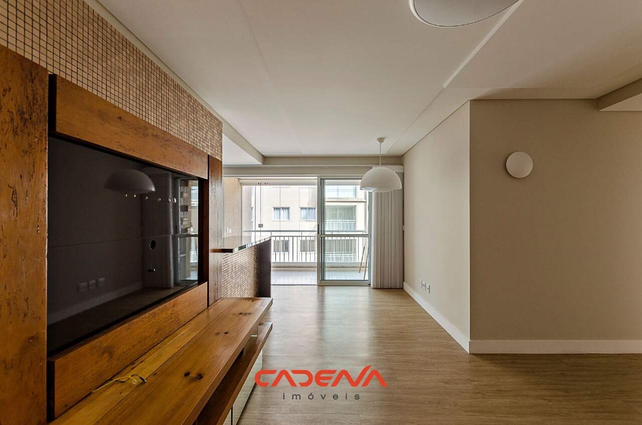 Apartamento para aluguel no Água Verde: 