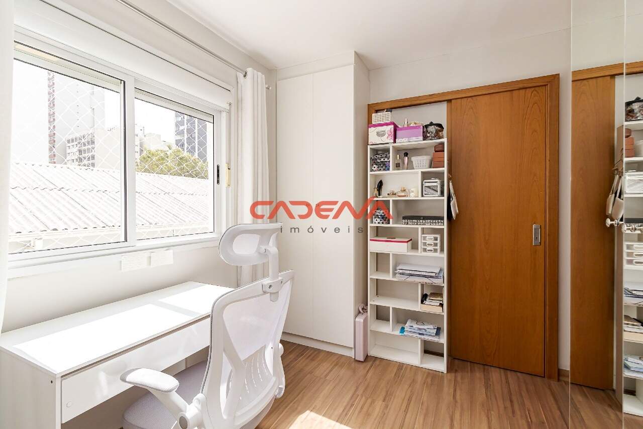 Apartamento à venda no Batel: 